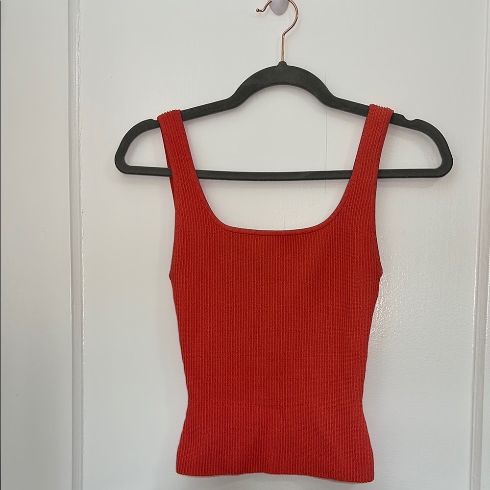 Aritzia Babaton Ribbed Tank top Peachy Pink